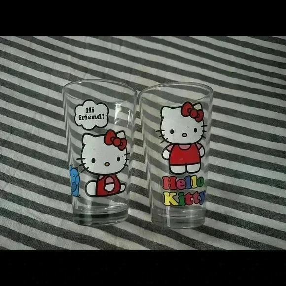 Sanrio Hello Kitty 15 oz Cooler Glass 2 Pack Drinking Tumbler Set - Picture 1 of 3
